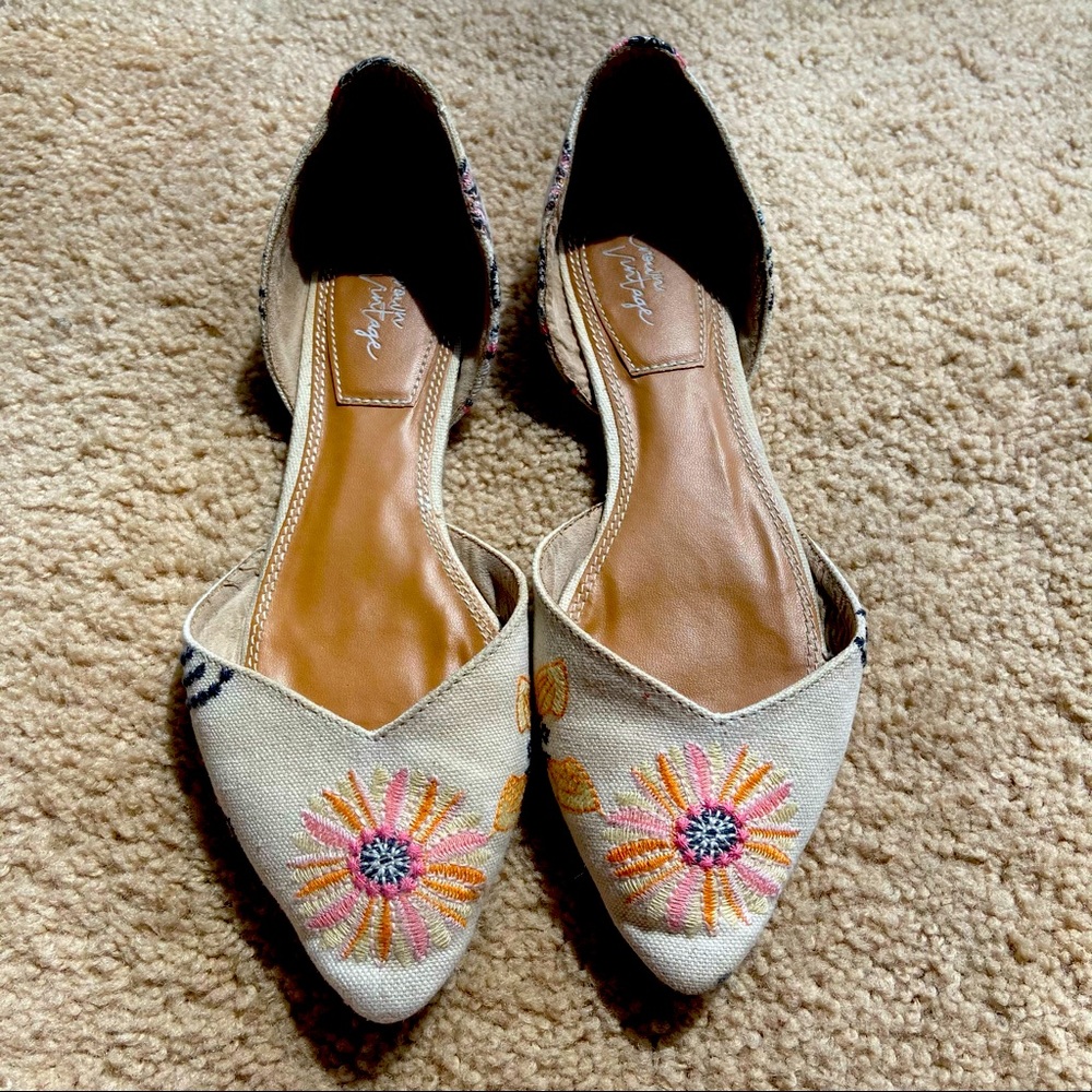 Crown Vintage Kourtnee Floral Printed Toe